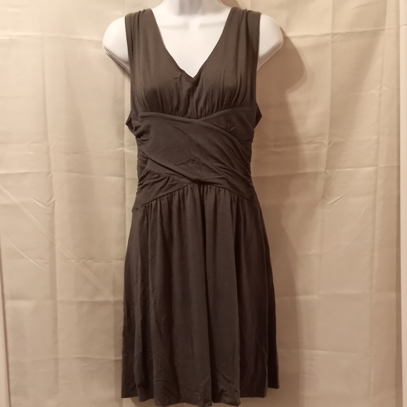 3 dots dress - Picture 1 of 8